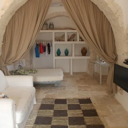 Villa Sleeps 5 Pool Wifi *